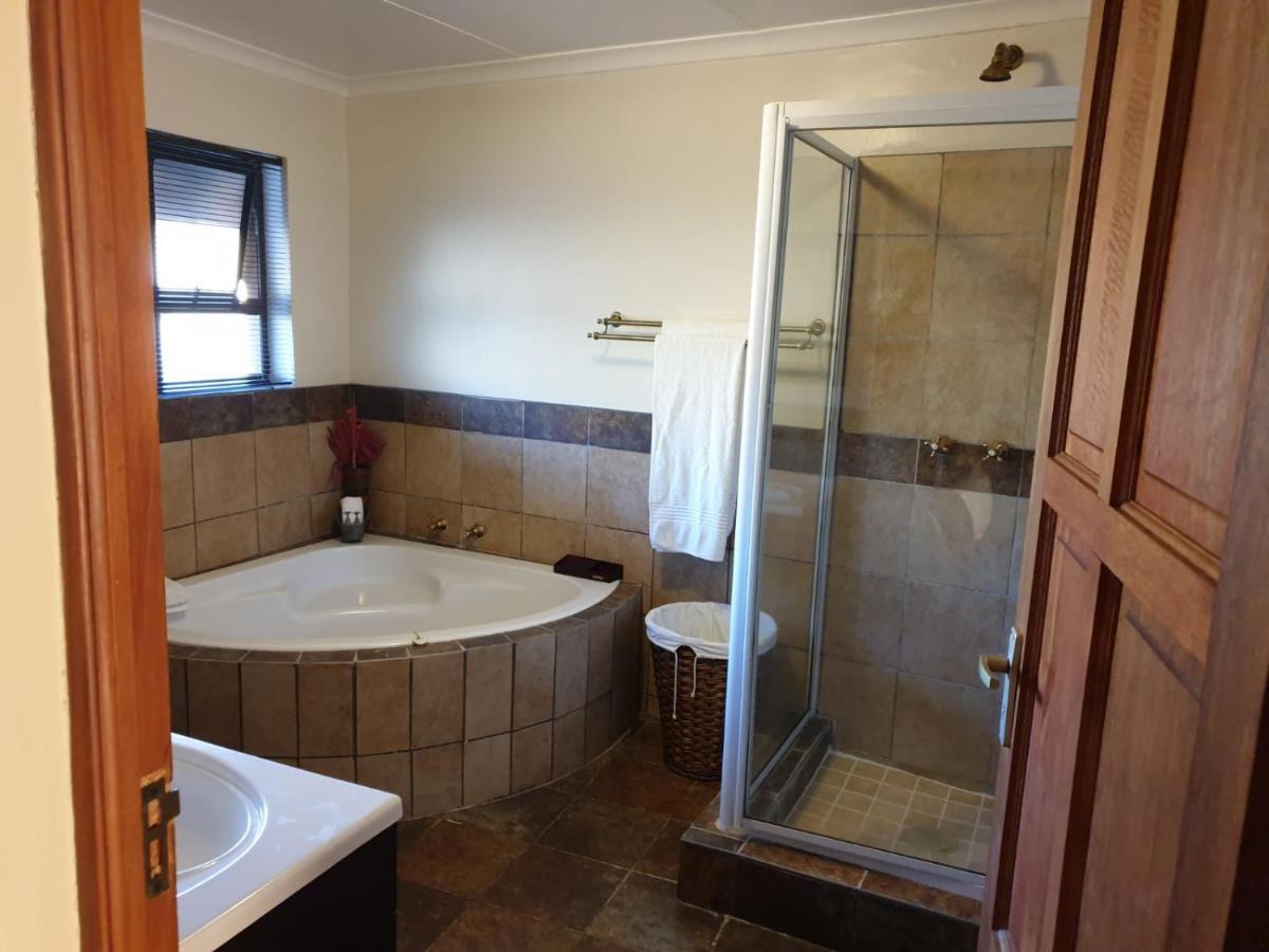 Wag N Bietjie Bush Lodge Heuningneskloof Exteriér fotografie